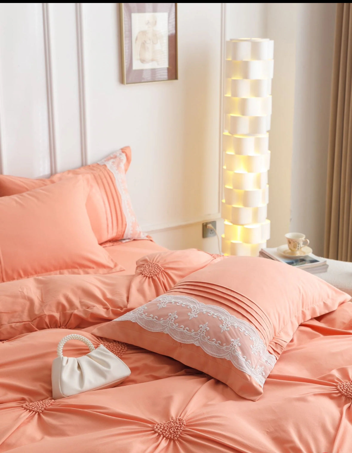 Lenjerie de Lux tip Jacquard Satinat cu pliuri brodate,6 Piese