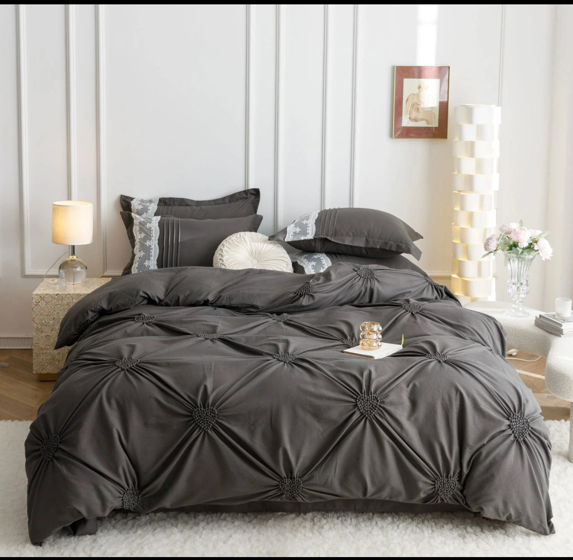 Lenjerie de Lux tip Jacquard Satinat cu pliuri brodate,6 Piese