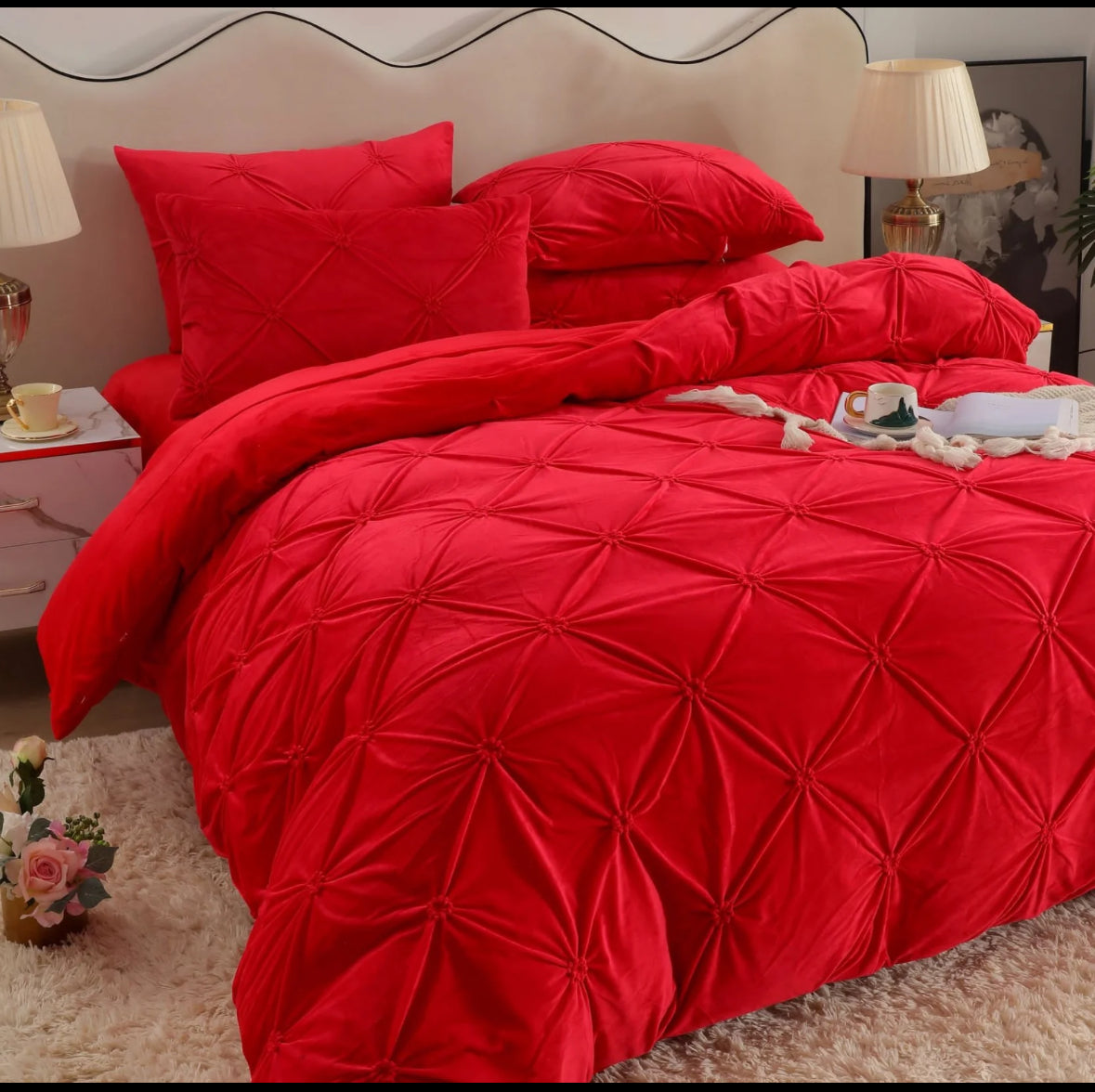 Lenjerie Premium tip Catifea cu Pliuri Brodate
