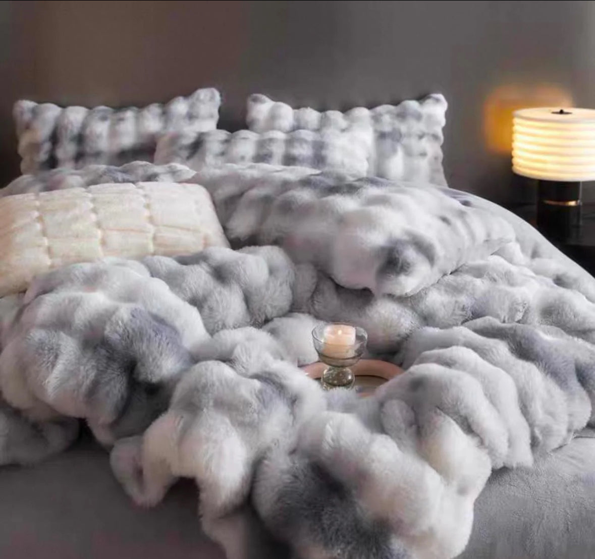 Lenjerie PREMIUM imitatie blana de iepure,6 piese