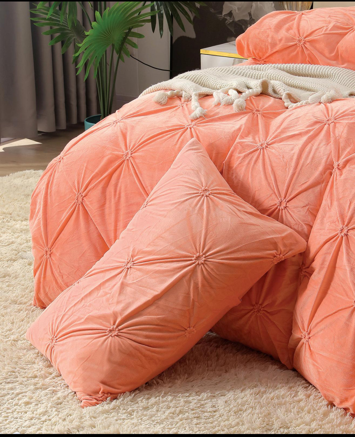 Lenjerie Premium tip Catifea cu Pliuri Brodate