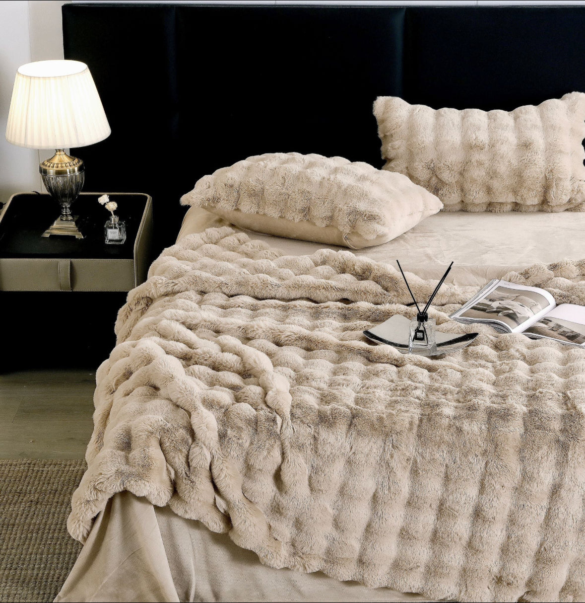 Lenjerie PREMIUM imitatie blana de iepure,6 piese