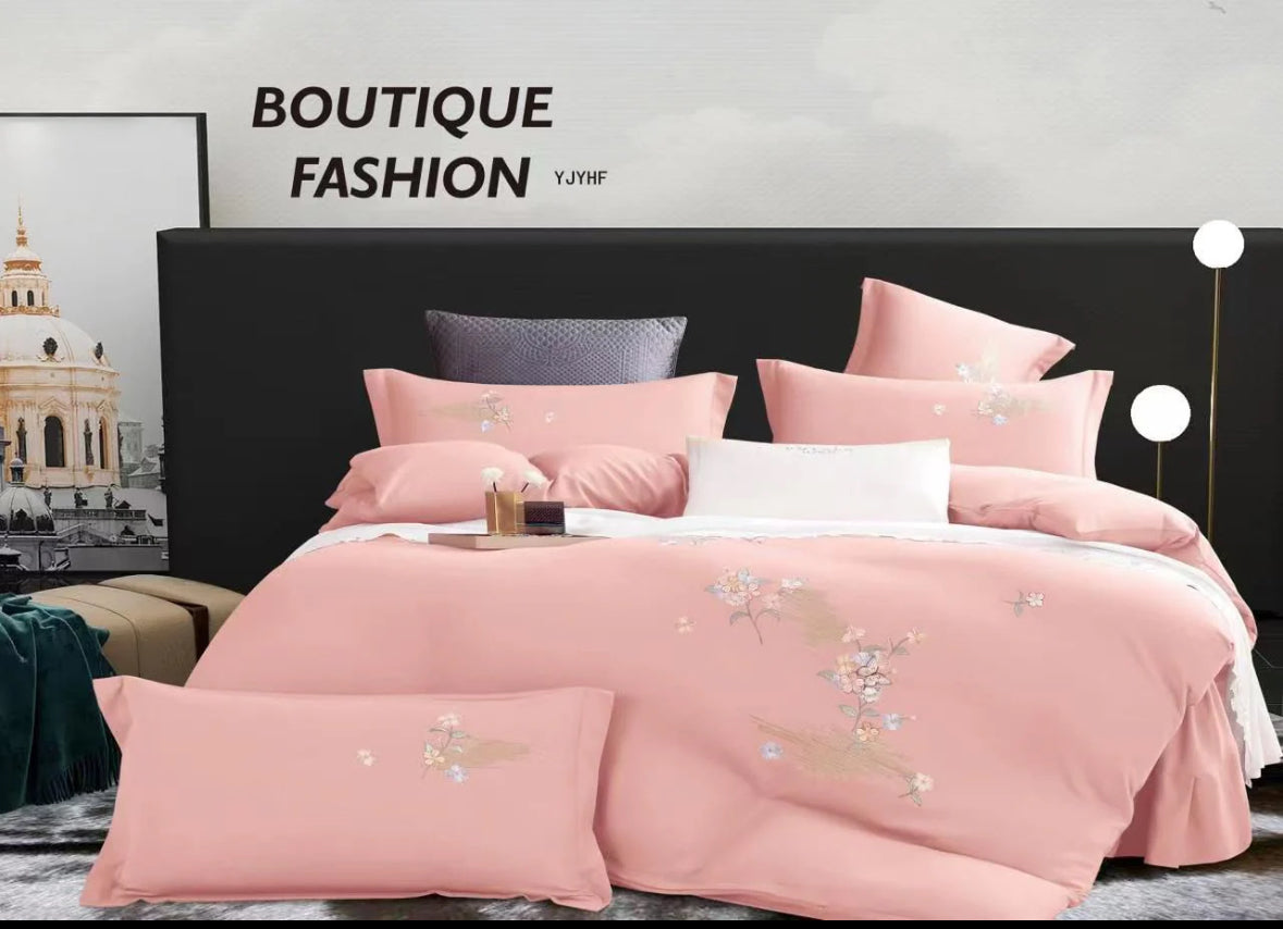 Lenjerie tip bumbac fin cu broderie,4 piese