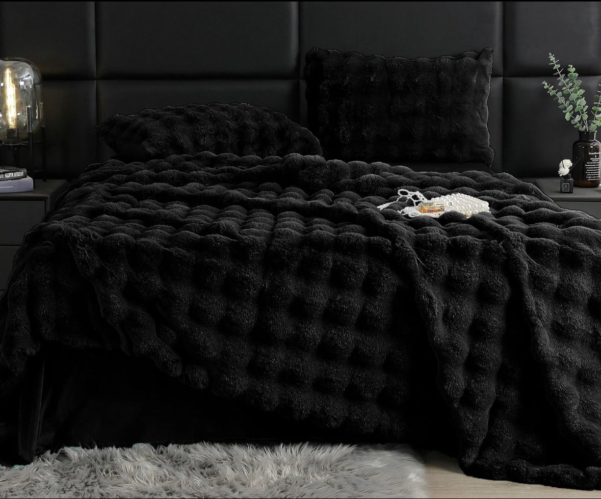 Lenjerie PREMIUM imitatie blana de iepure,6 piese