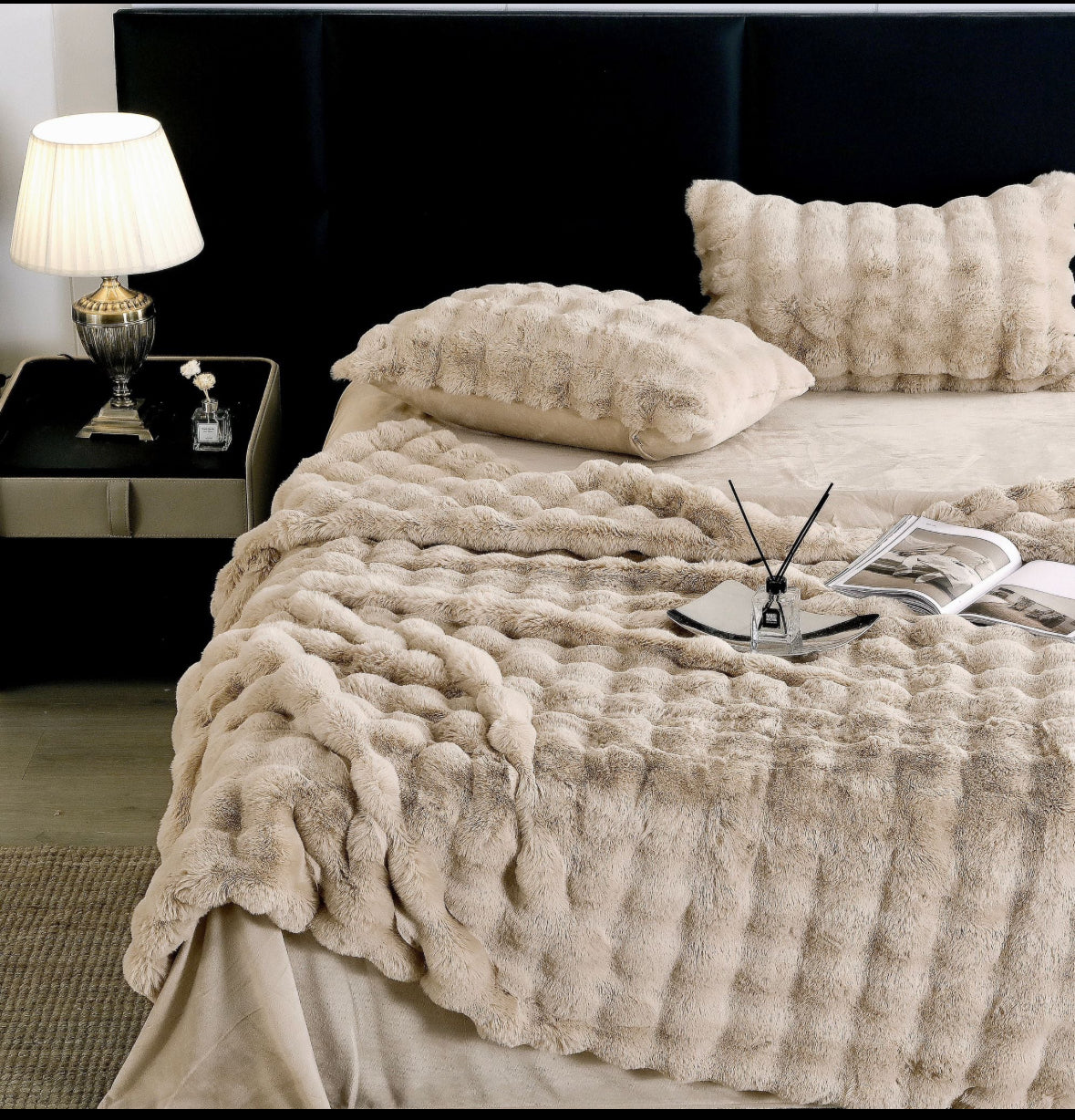 Lenjerie PREMIUM imitatie blana de iepure,6 piese