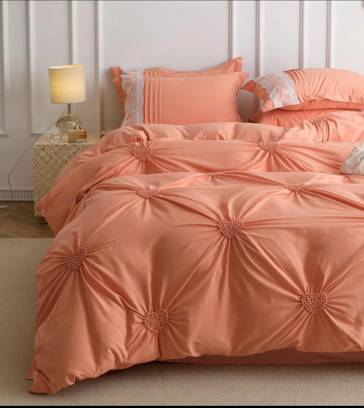 Lenjerie de Lux tip Jacquard Satinat cu pliuri brodate,6 Piese
