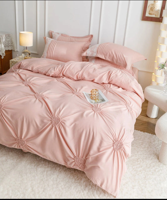 Lenjerie de Lux tip Jacquard Satinat cu pliuri brodate,6 Piese