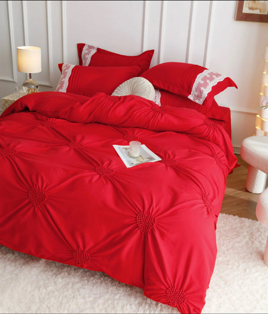 Lenjerie de Lux tip Jacquard Satinat cu pliuri brodate,6 Piese