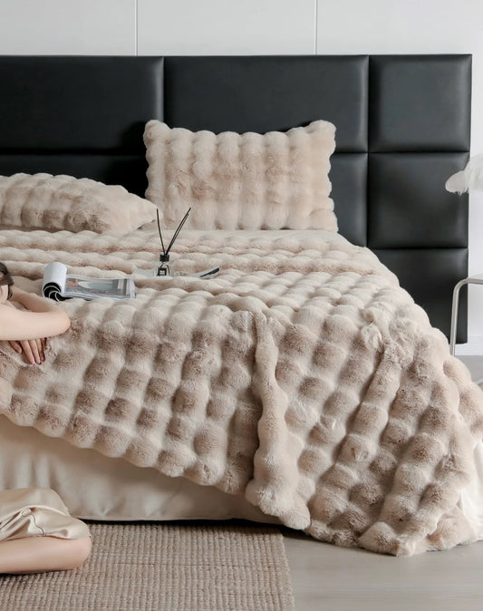 Lenjerie PREMIUM imitatie blana de iepure,6 piese