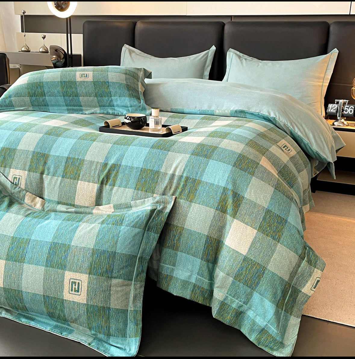 Accente geometrice-Set Lenjerie de Pat 6 Piese Moale si Confortabil