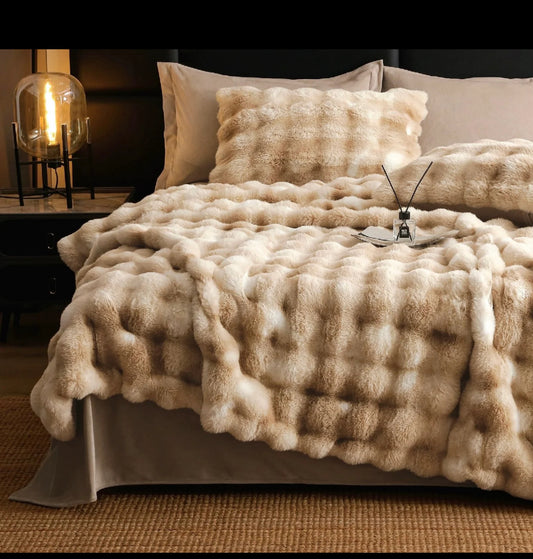 Lenjerie PREMIUM imitatie blana de iepure,6 piese