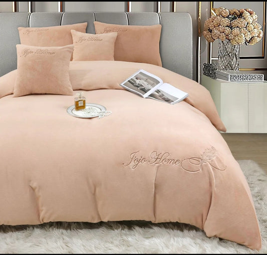 Lenjerie PREMIUM imitatie blana de iepure cu fir scurt,6 piese